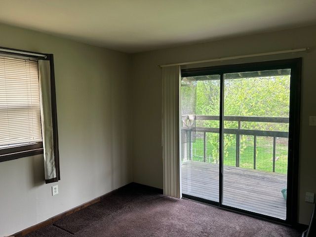 2 bedroom w/ closet and deck access - 219 Hunter Way