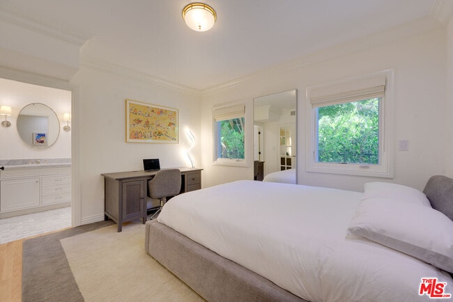 Building Photo - 1009 Carol Dr