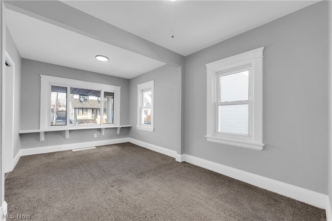 Building Photo - 18810 Arrowhead Ave