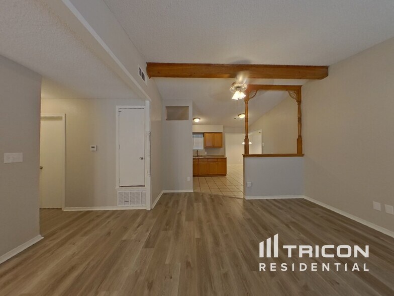 Building Photo - 4108 Coronet Ln