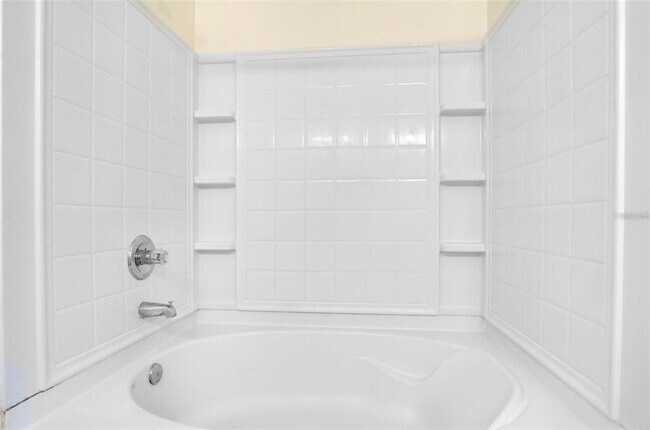 Building Photo - 1604 Scarlet Oak Loop