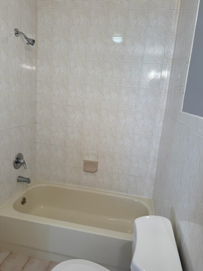 Building Photo - 99 Fulton Ave