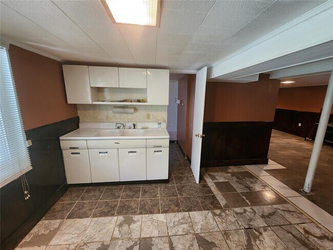 Building Photo - 2332 Viminal Ct