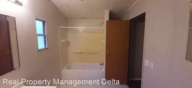 Building Photo - 2 br, 2 bath House - 228 Melody Lane