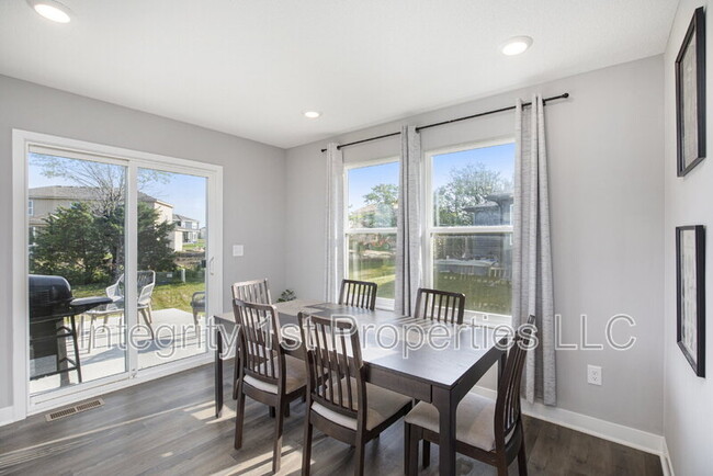 Building Photo - 13316 W 180th St