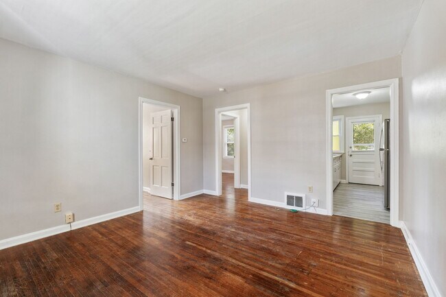 Building Photo - 1355 Ida Ave