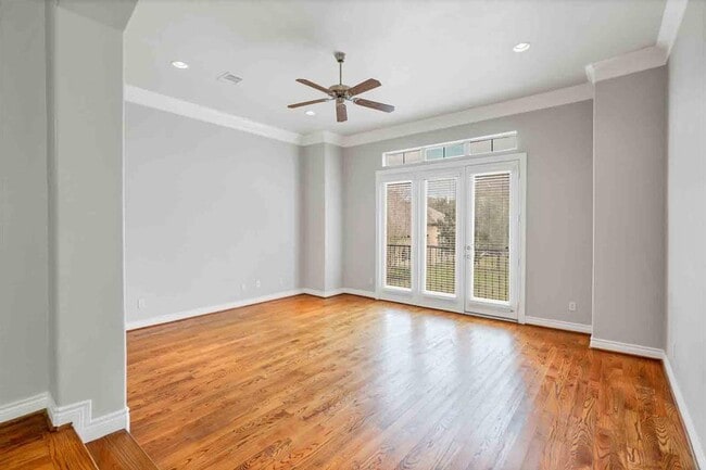 Building Photo - 9028 Harbor Hills Dr