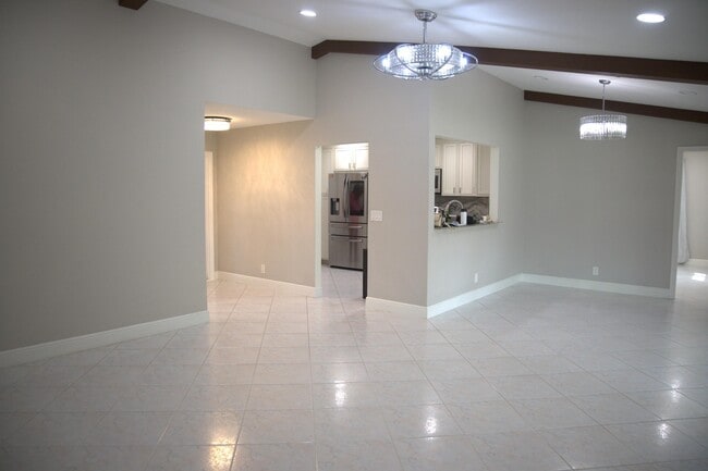 Building Photo - 9746 Lancaster Pl