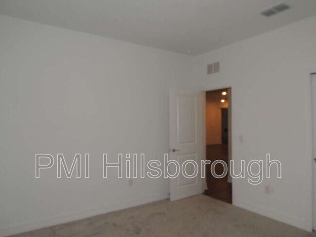 Building Photo - 3916 N Maryland Ave