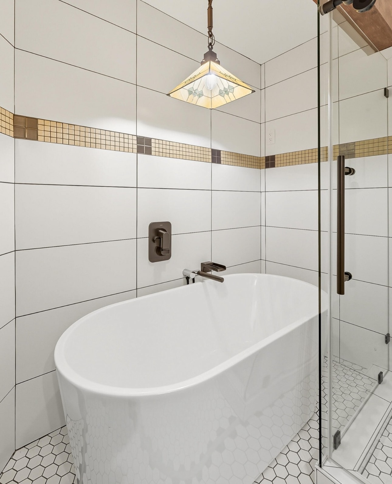 Building Photo - 298 S Staci Ct