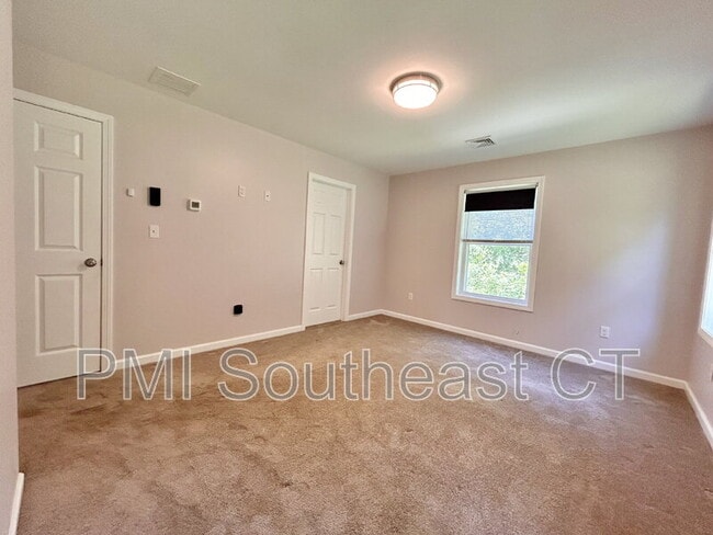 Building Photo - 124 Witter Rd