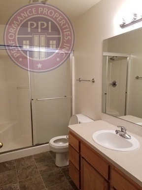 Building Photo - Single Level Family Home in Sandy.  New Carpet & LVT  Flooring Pets Welcome