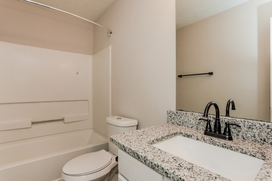 Building Photo - 1413 Cater Ct