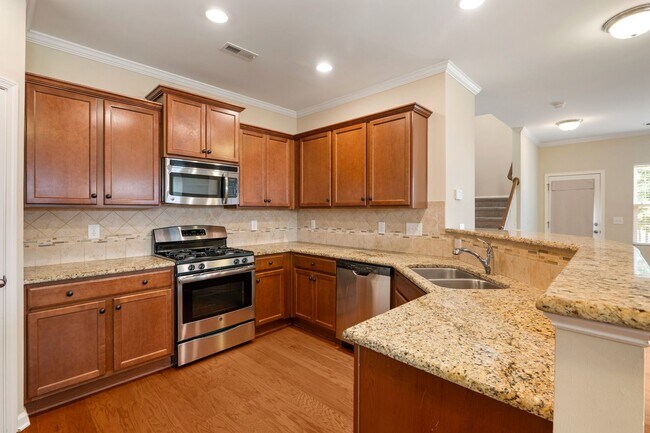 Building Photo - Charming 3BR Home with Loft, Fenced Yard & Community Pool