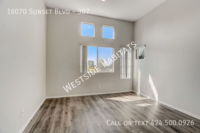 Building Photo - 16070 Sunset Blvd