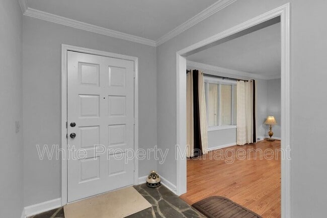 Building Photo - 1116 Reverdy Ln