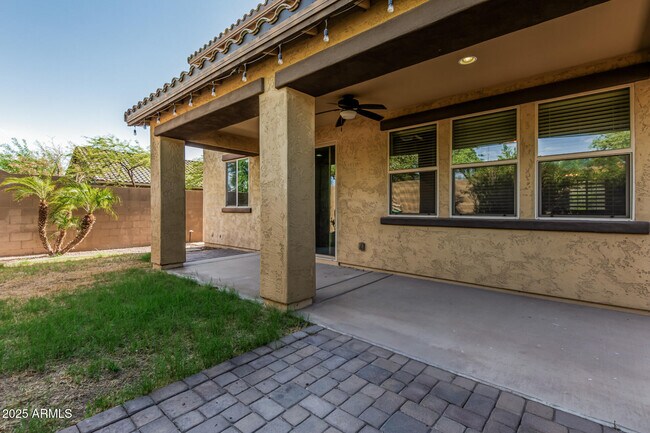 Building Photo - 7255 N 89th Dr