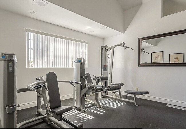 Building Photo - 14145 N 92nd St