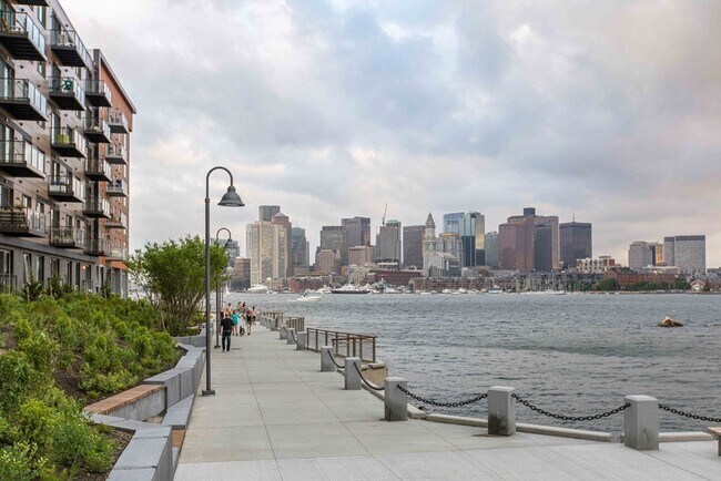 Primary Photo - 45 Lewis St