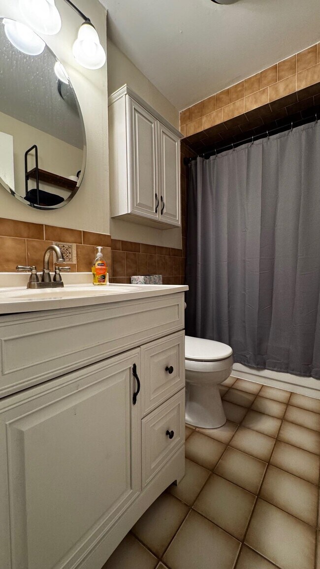 Building Photo - 311 Monastery Pl