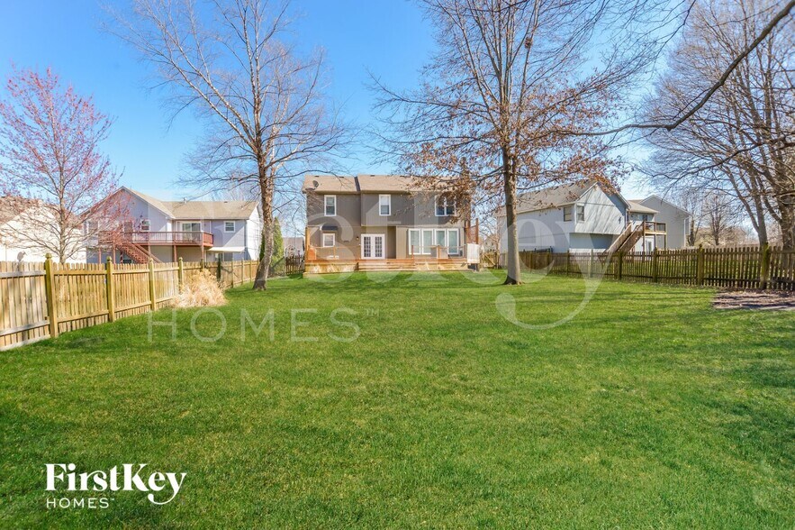 Building Photo - 15688 S Downing Ct