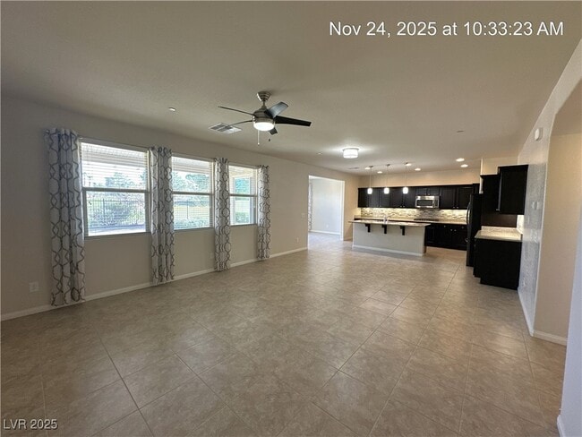 Building Photo - 1000 Via Stellato St