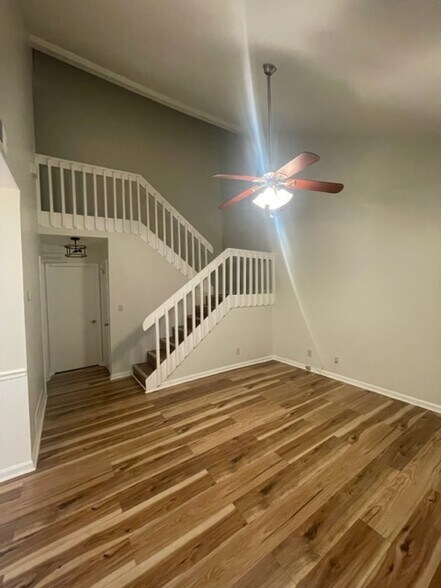 Building Photo - 1609 Homestead Trl