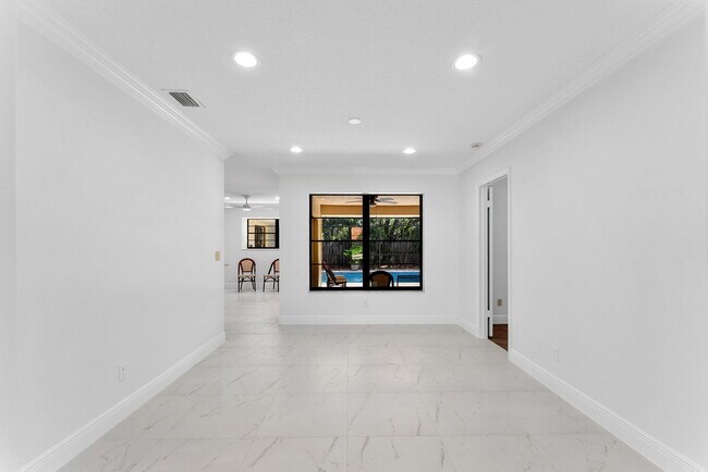 Building Photo - 2244 Quail S Rdg