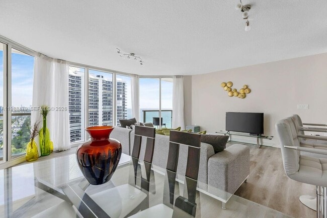 Building Photo - 16699 Collins Ave