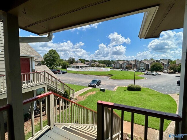 Building Photo - 241 Waters Edge Ln
