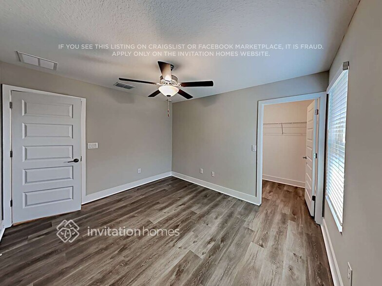 Building Photo - 9769 Wild Begonia Loop