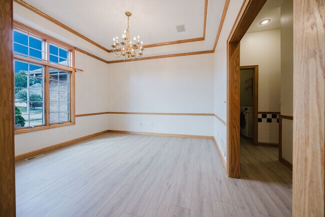 Building Photo - 4658 Lombardo St