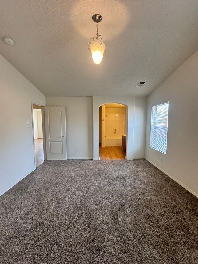Building Photo - 3 bed 2 bath home in Los Lunas  MOVE IN SPECIAL!