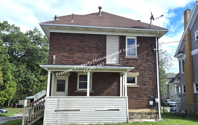 Building Photo - 180 Cedar Ave