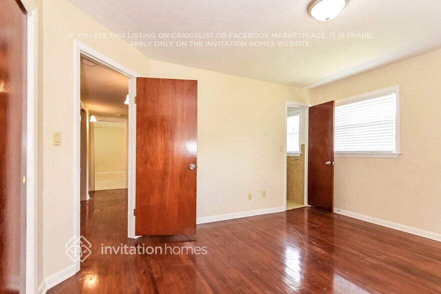 Building Photo - 1208 Lorie Cir