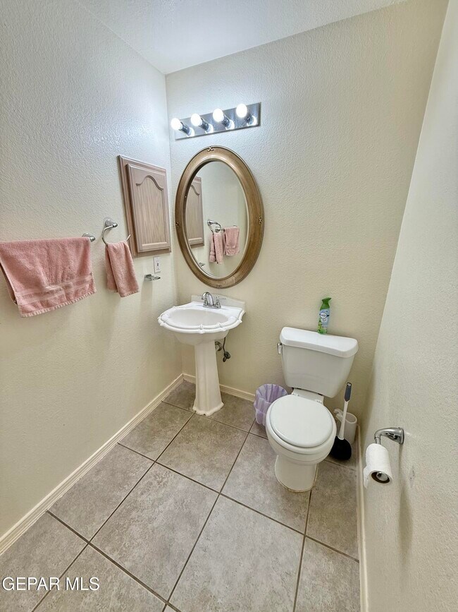 Building Photo - 3625 W Vitex Cir