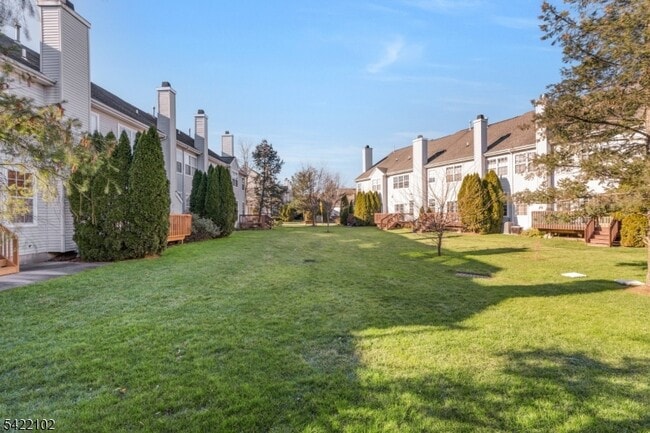 Building Photo - 49 Gordon Cir