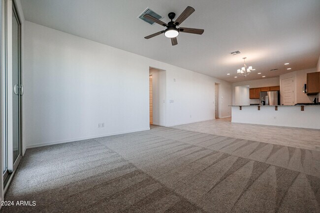 Building Photo - 8907 W Colter St