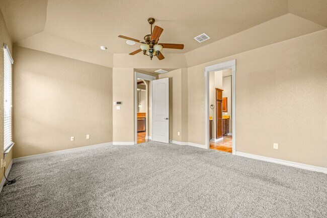 Building Photo - Spacious 4-Bedroom Home with Game Room in Desirable Community!