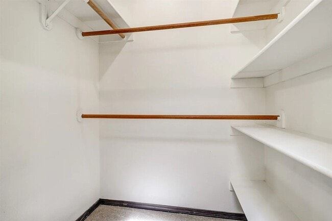 Building Photo - Stylish Townhouse in La Villa Serena