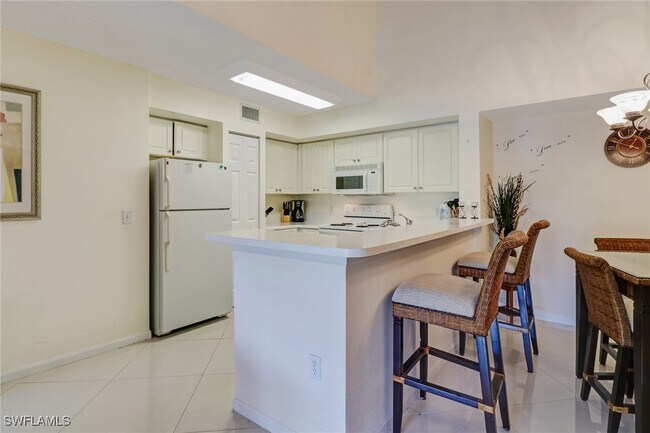 Building Photo - 1190 Wildwood Lakes Blvd