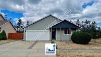 Building Photo - Welcome home to this charming 3 bedroom, 2 bathroom home in the heart of Yelm!
