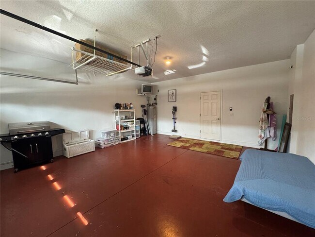 Building Photo - 1483 Hillview Ln