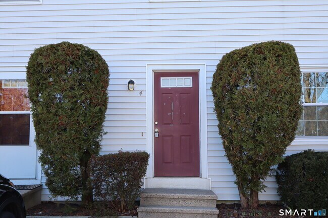 Building Photo - 15 Boughton St