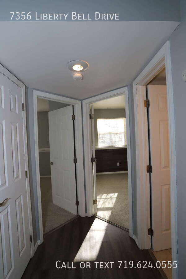 Building Photo - 7356 Liberty Bell Dr