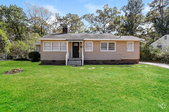 Building Photo - 3 Bedroom Greenville Home