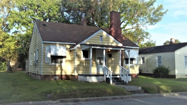 Building Photo - 206 Hudson St