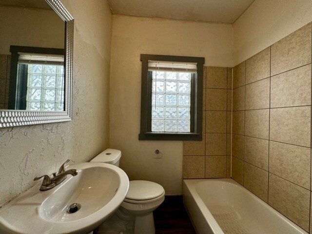 Building Photo - 2243 NW 15th St