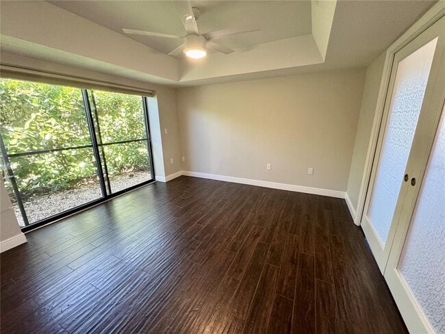 Building Photo - 3705 Torrey Pines Blvd