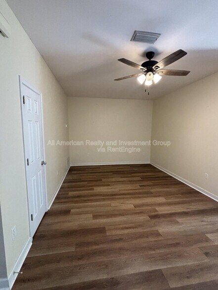 Building Photo - 42 Avery Dr